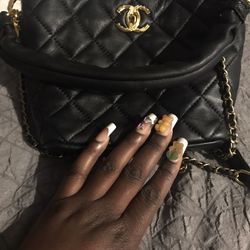 Beautiful Purse For Sale At A Low Price