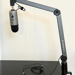 Blue Yeti USB Microphone with Thonmax Boom ARM