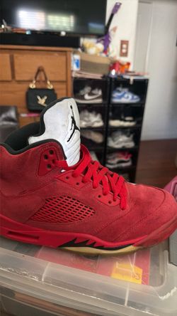 Jordan’s 5 retro  10.5 man size