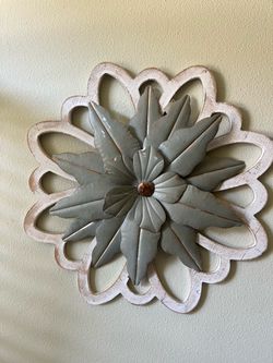 Metal Flower Wall Decor