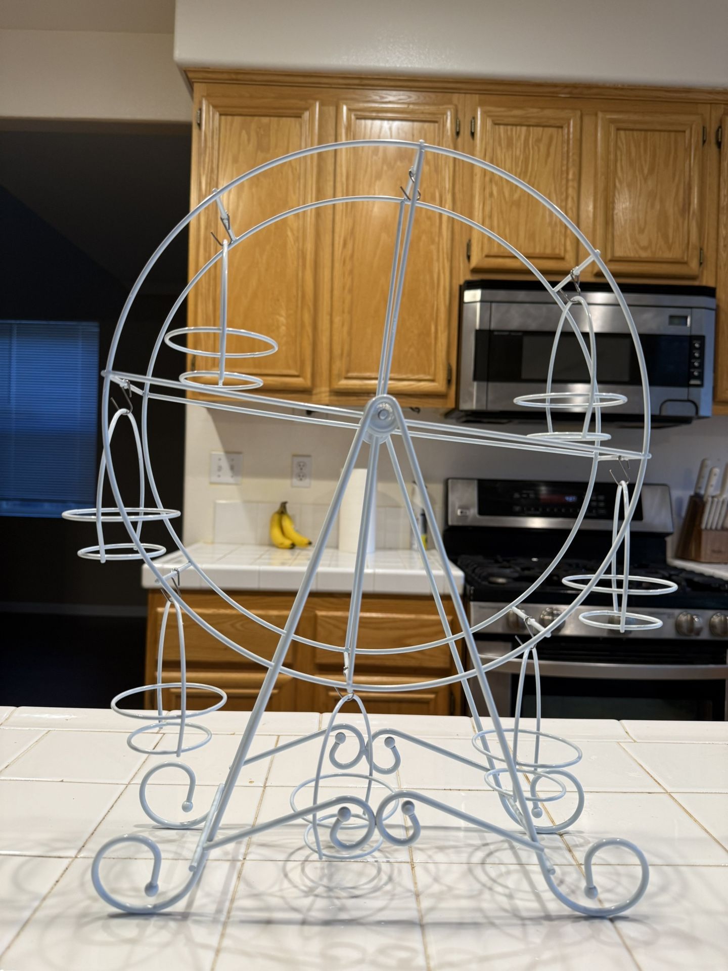 Cupcake Wheel Holder