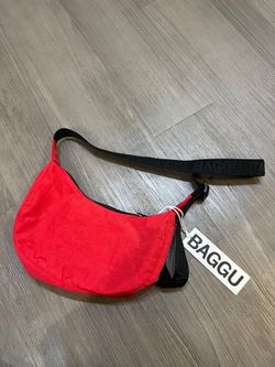 Red Baggu
