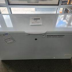 Garage Ready 15.7 cu. ft. Chest Freezer in White, ENERGY STAR