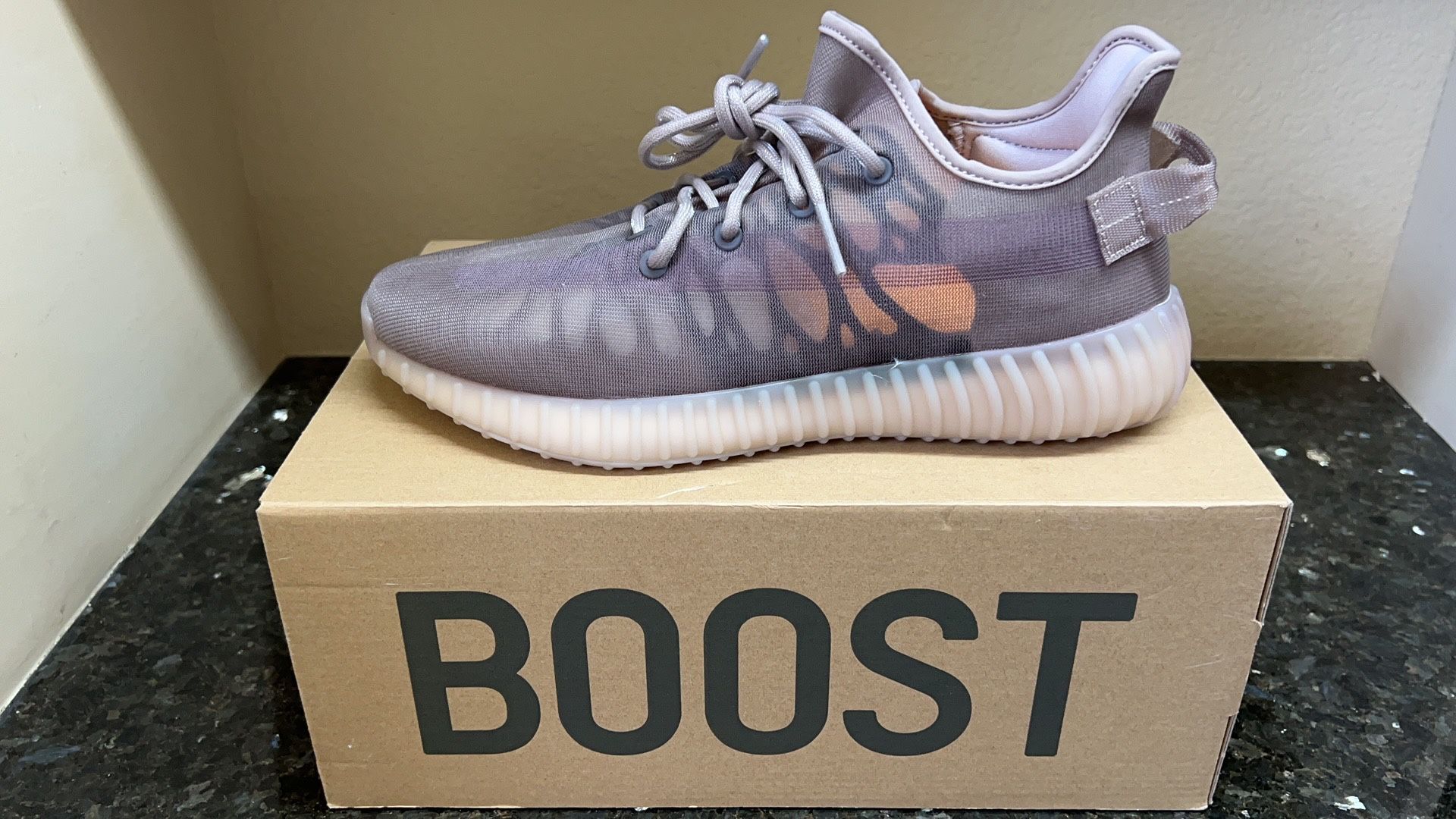 Adidas Yeezy Boost 350 V2 Mono Mist Size 10.5