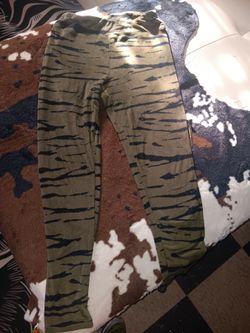 LEGGINGS