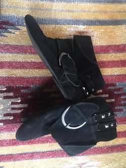 Naughty Monkey Suede booties, size 6.