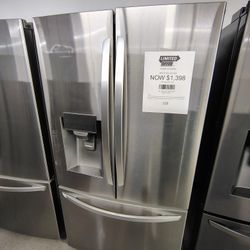 LG 28 Cu Ft 3 Door French Door Refrigerator w/ Ice & Water Dispenser & Craft Ice