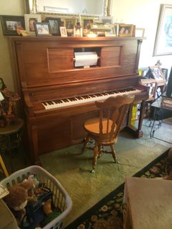Sterling Player Piano W/ 100 Rolls