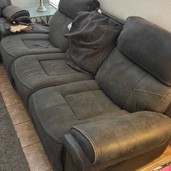 Free Couches For Scrap