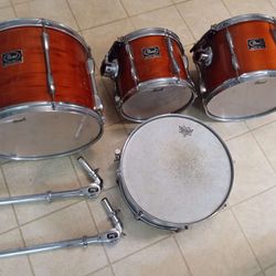 Pearl drums.....