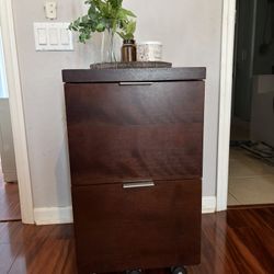 Night Stand With Wheels 