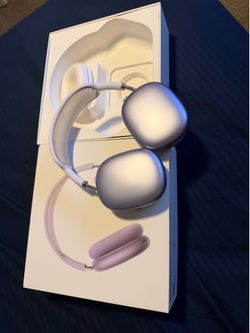 Apple AirPods Max Headphones