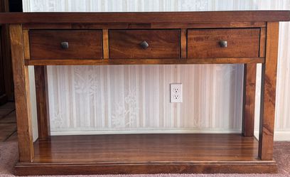 Foyer Table And Two End Tables