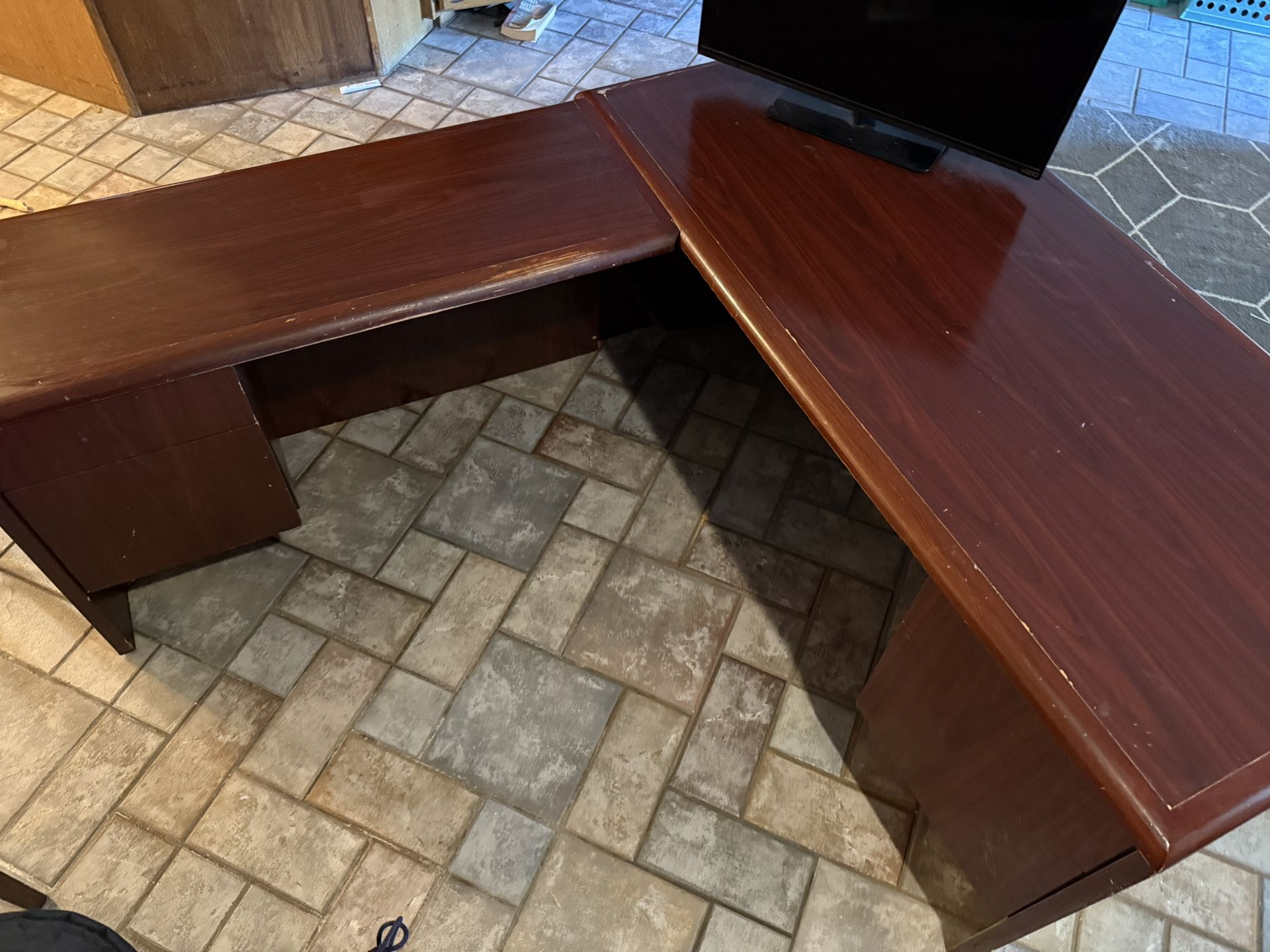 Free Desk