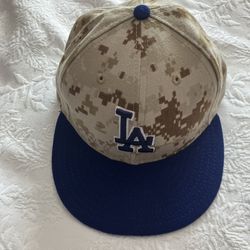 Authentic New Era LA Dodgers Hat Size: 7 1/4