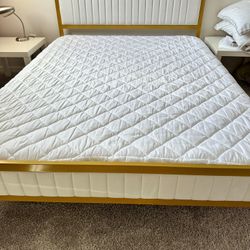 Queen Size Bed Frame with Mattress