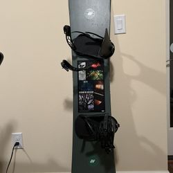 Rarely Used K2 Men’s Snowboard with Binding (size 157)