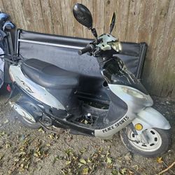 50 cc Peace Sports Scooter