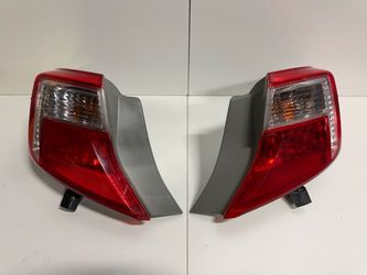 For Toyota Camry 2012-2014 Outer Brake Tail Light Red Rear Right /Passenger Side