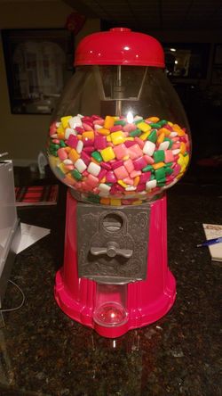Gumball machine