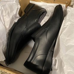 Men’s dress shoes **NEW** 10.5 *wide*