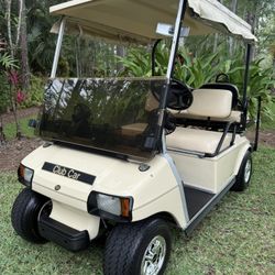 SUPER CLEAN 48 VOLT CLUB CAR GOLF CART!! 4 SEATER RUNS AND DRIVES GREAT!!