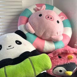 Stuffed animals! Plushies! 