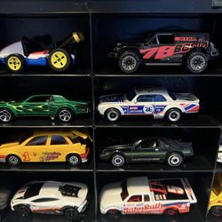 Hot Wheels $1.00  Ask For Price.