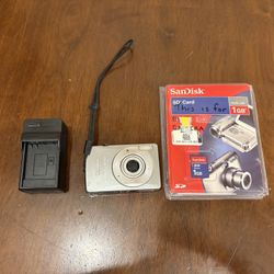 Canon PowerShot Digital ELPH SD750 / Digital IXUS 75 7.1MP Digital Camera Works