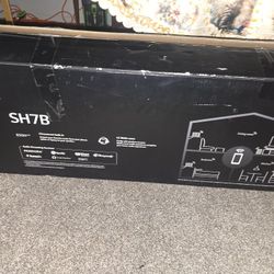 Lg Sound Bar And Subwoofer