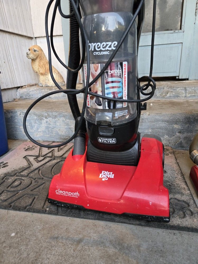 VACUUM CLEANERS THE ALMOST NEW WORK GOOD $60 ?for both ..$40 each