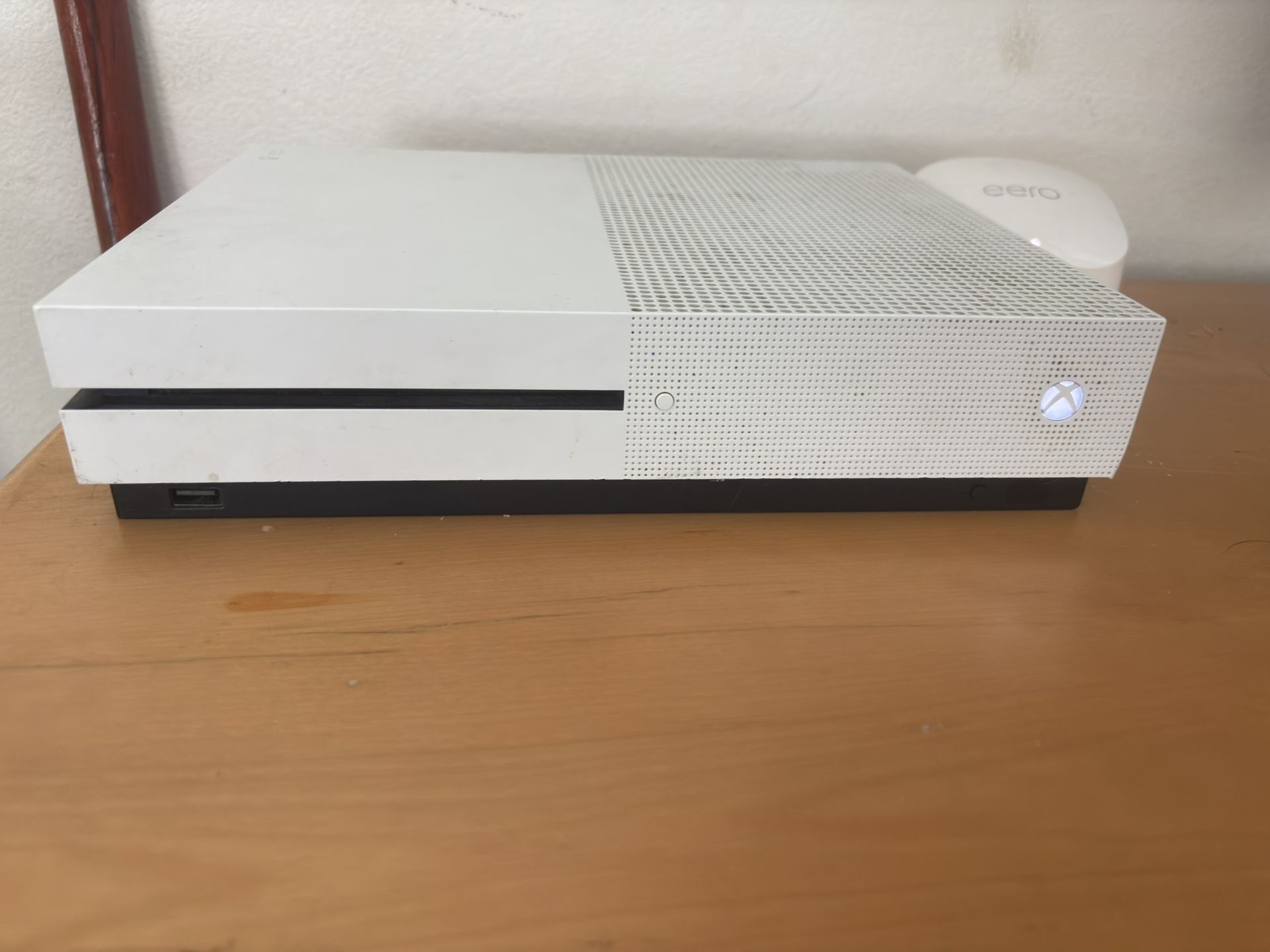 Xbox One S