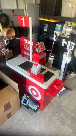 Target kids play