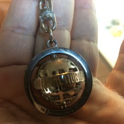 Universal Studios Globe Key Chain 