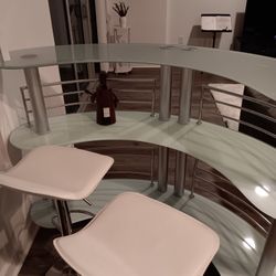 Free Bar with Stools 