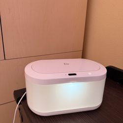 Munchkin Touch Free Baby Wipe Warmer with Nightlight