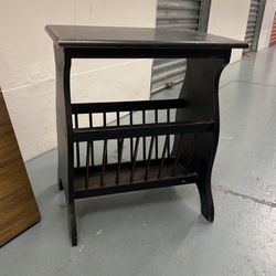 Table Stand (SEND OFFERS)