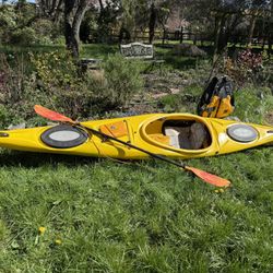 Riot - Sprint Kayak ( Includes PID, Cover, Paddle Inflation) 