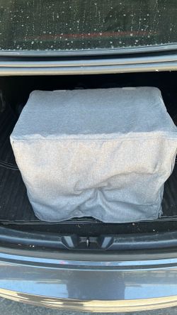 Pet Crate Every Yay - Like New