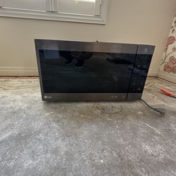 Modern LG Microwave - Sleek Black Stainless Steel - Works Great!