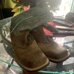 Woman’s Dan Post Boots Size 10