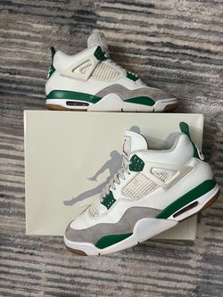 Air Jordan 4 SB pine green size 10.5 men used