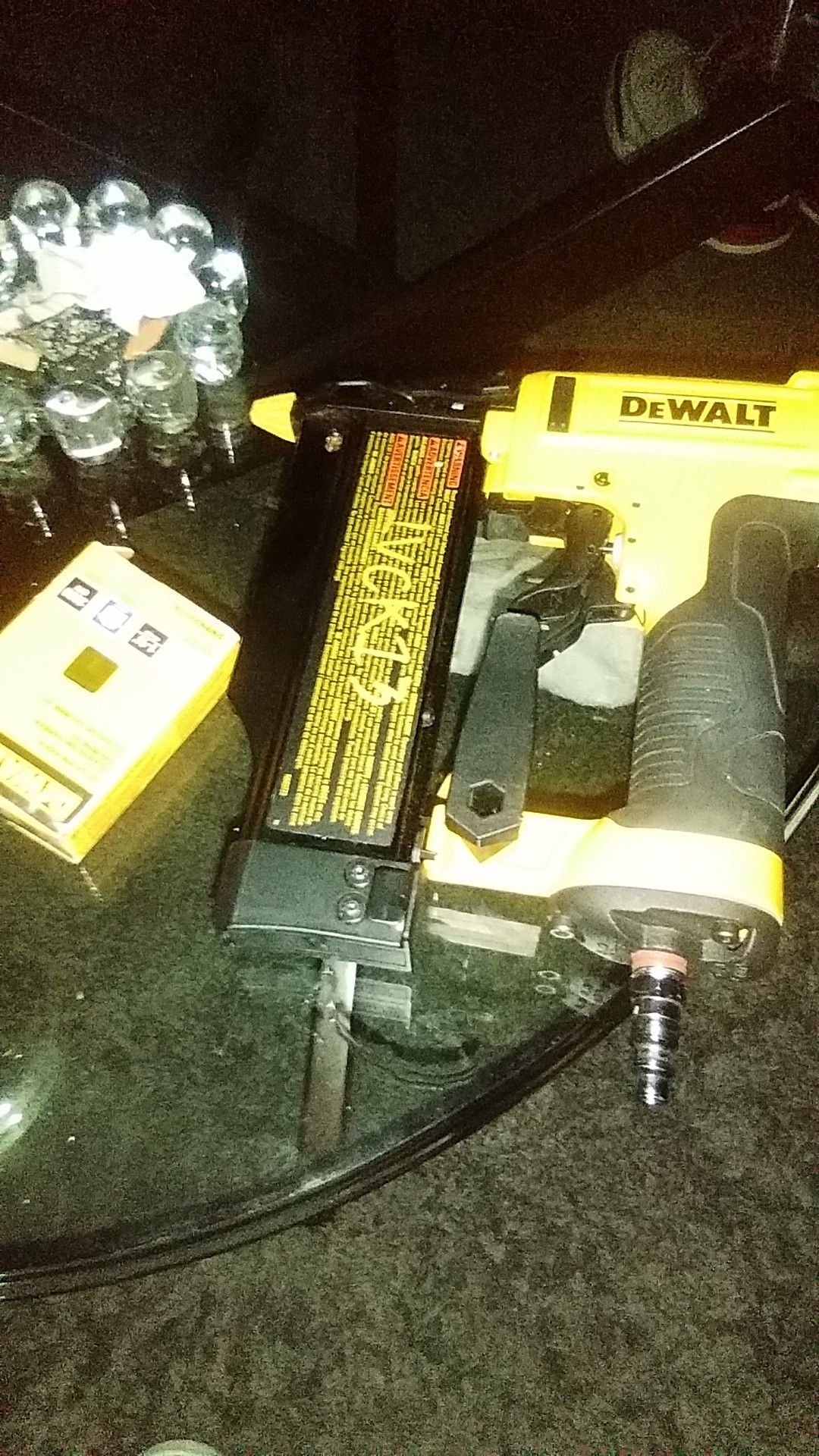 Dewalt pin nail gun