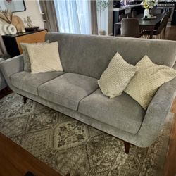 Living Room set …Need Gone ASAP