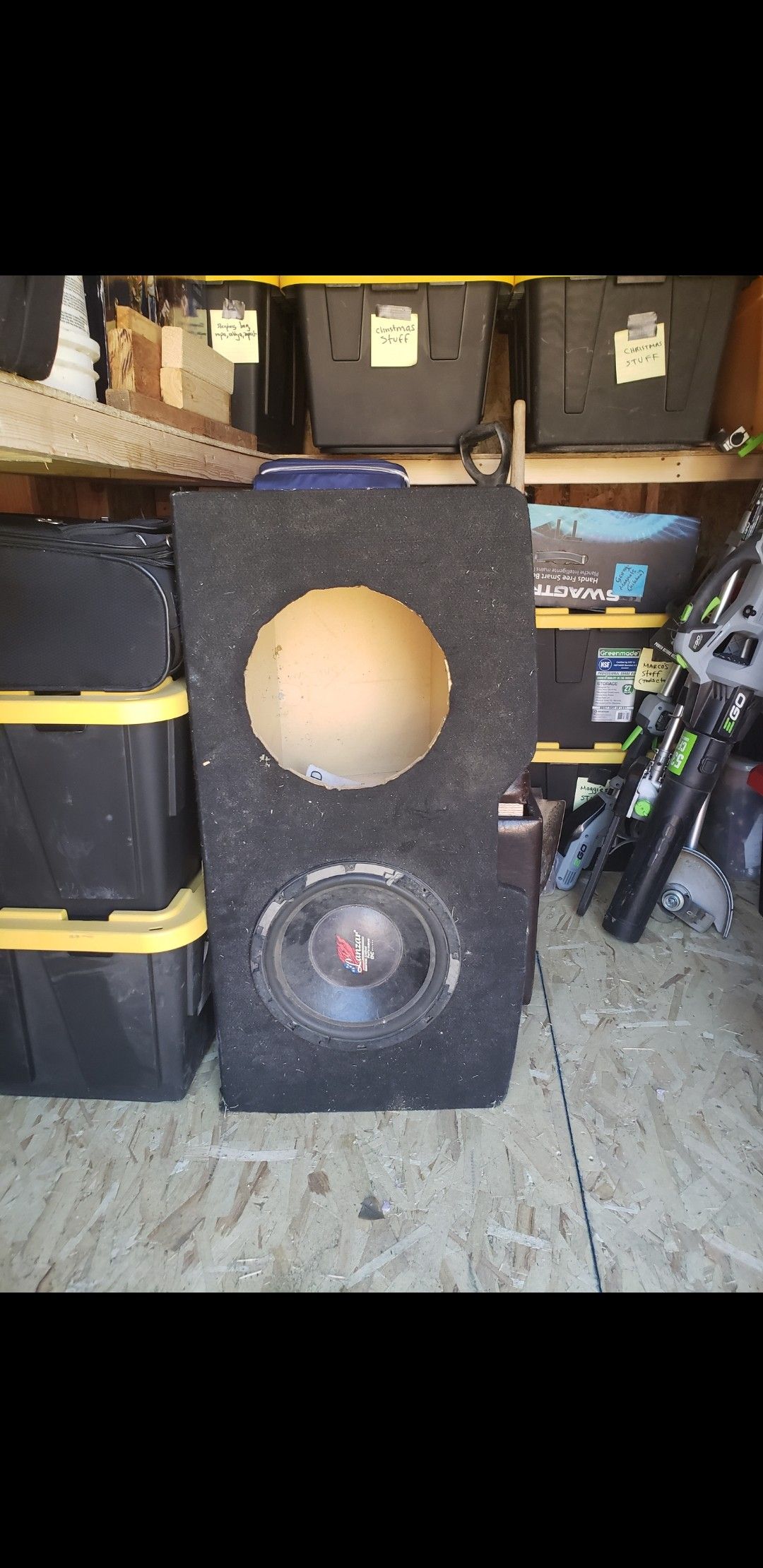 Speaker box and wire