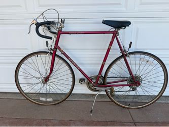 Vintage 1980s SCHWINN WORLD SPORT TALL 10-SPEED ROAD BIKE
