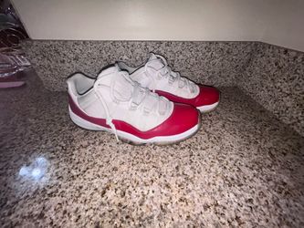 Mens Size 11/Cherry Jordan 11 Low (no box)