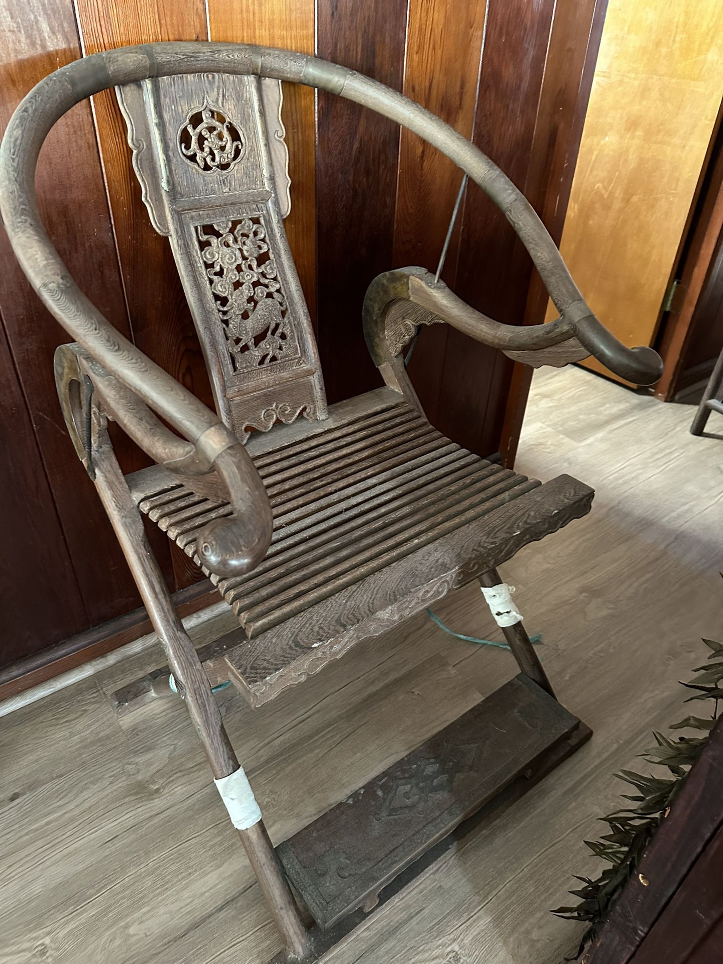 Rare custom antique Chinese folding host chair