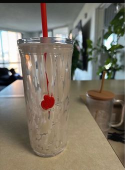 Clear glass Tumbler with Straw