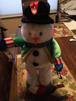Musical, dances and lights up snowman